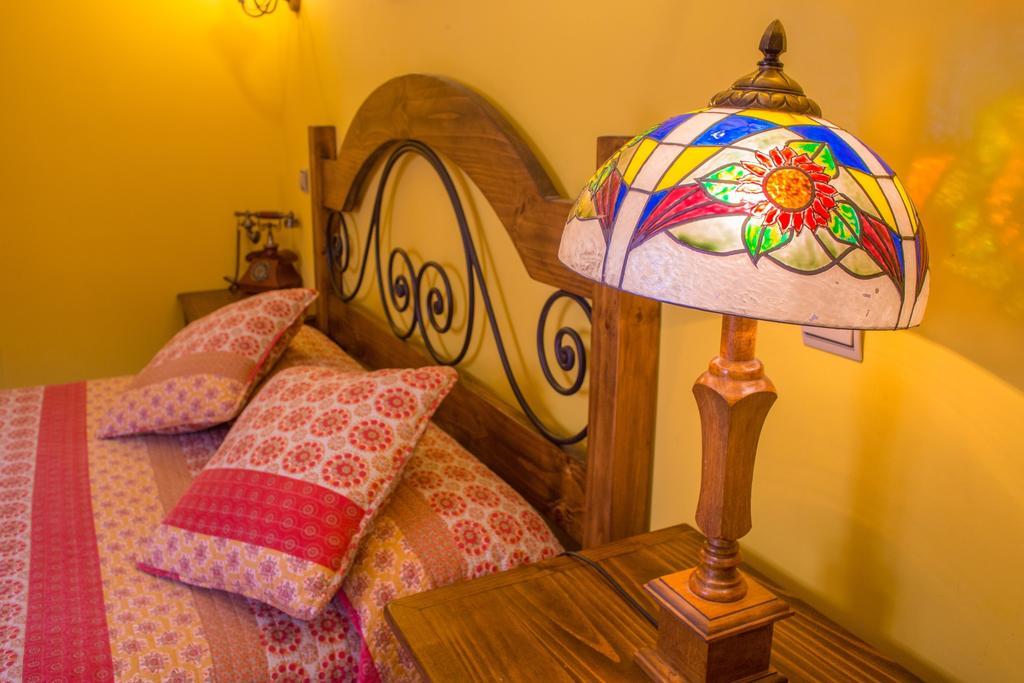 Hosteria Los Laureles Noja Bagian luar foto