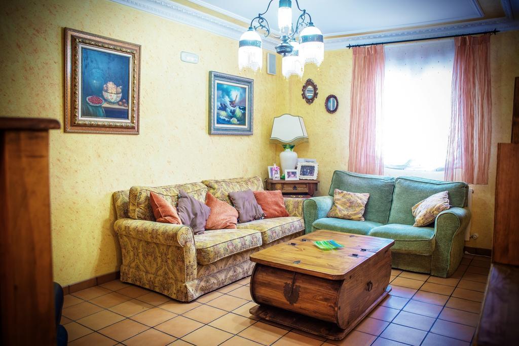 Hosteria Los Laureles Noja Bagian luar foto