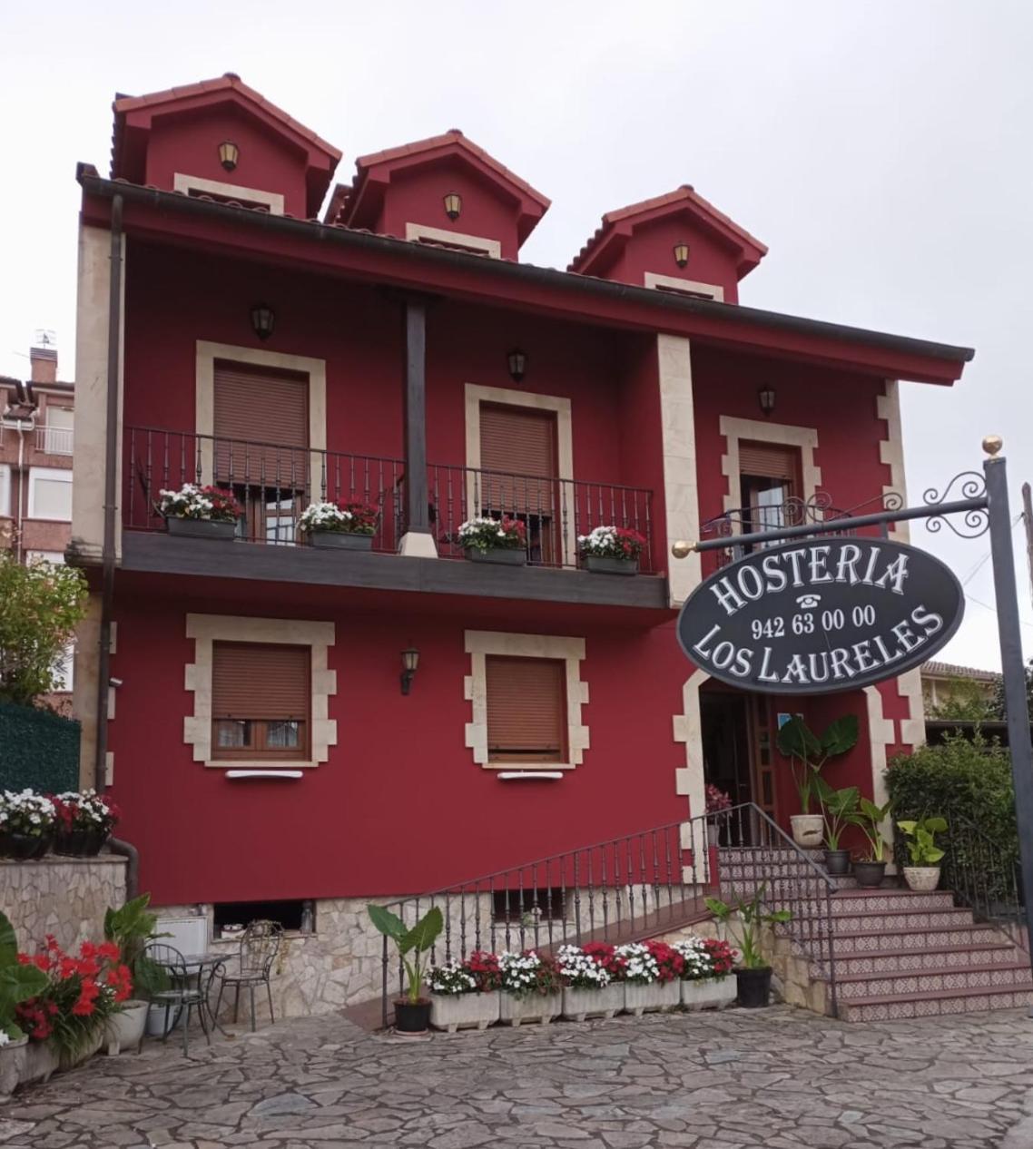 Hosteria Los Laureles Noja Bagian luar foto